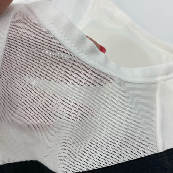 Nike | White Indy Dri-fit Bra NWT | Large - Picture 13 of 14